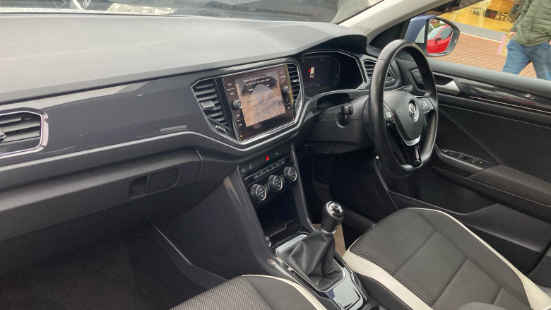 Volkswagen T-Roc 1.5 TSI EVO SEL 5dr Petrol Hatchback